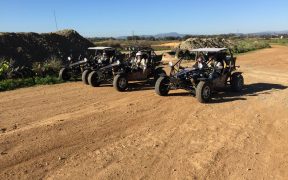 buggy w terenie